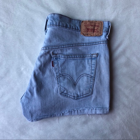 Vintage Levi’s Cutoff Shorts - Picture 4 of 7